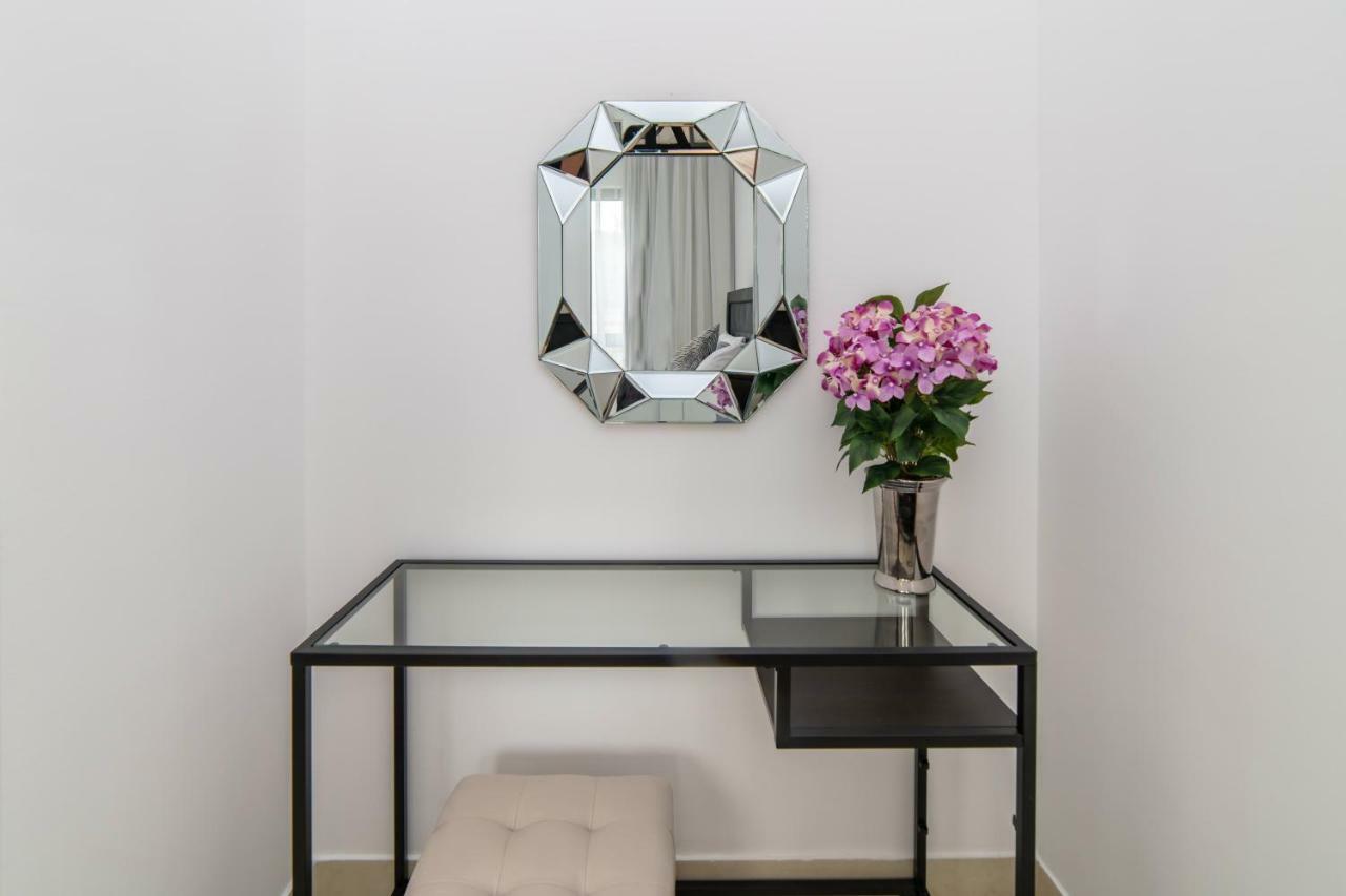 דובאי Bnbmehomes Elegant Escape Downtown Opp To Burj - 504 מראה חיצוני תמונה